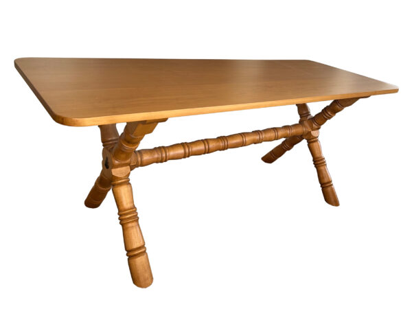 LQ - BROWN TABLE